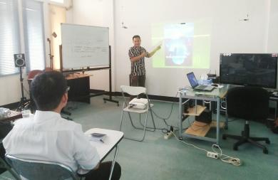 PRIVATE CLASS OF PUBLIC SPEAKING